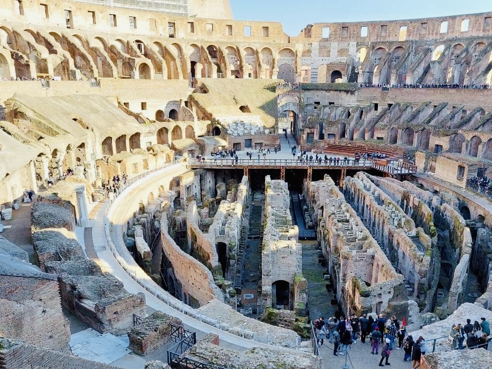 コロッセオ 内部