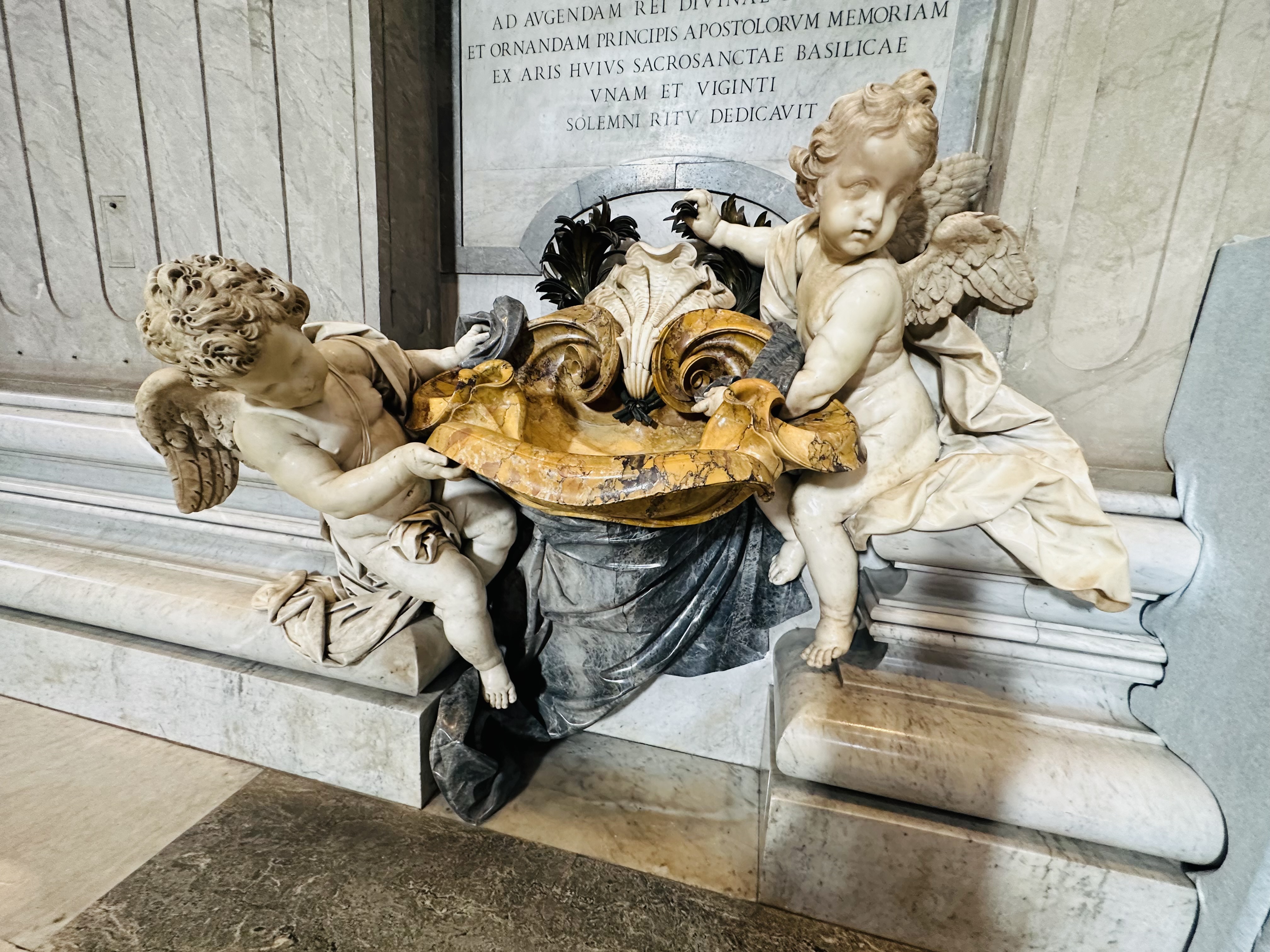 サンピエトロ大聖堂内部