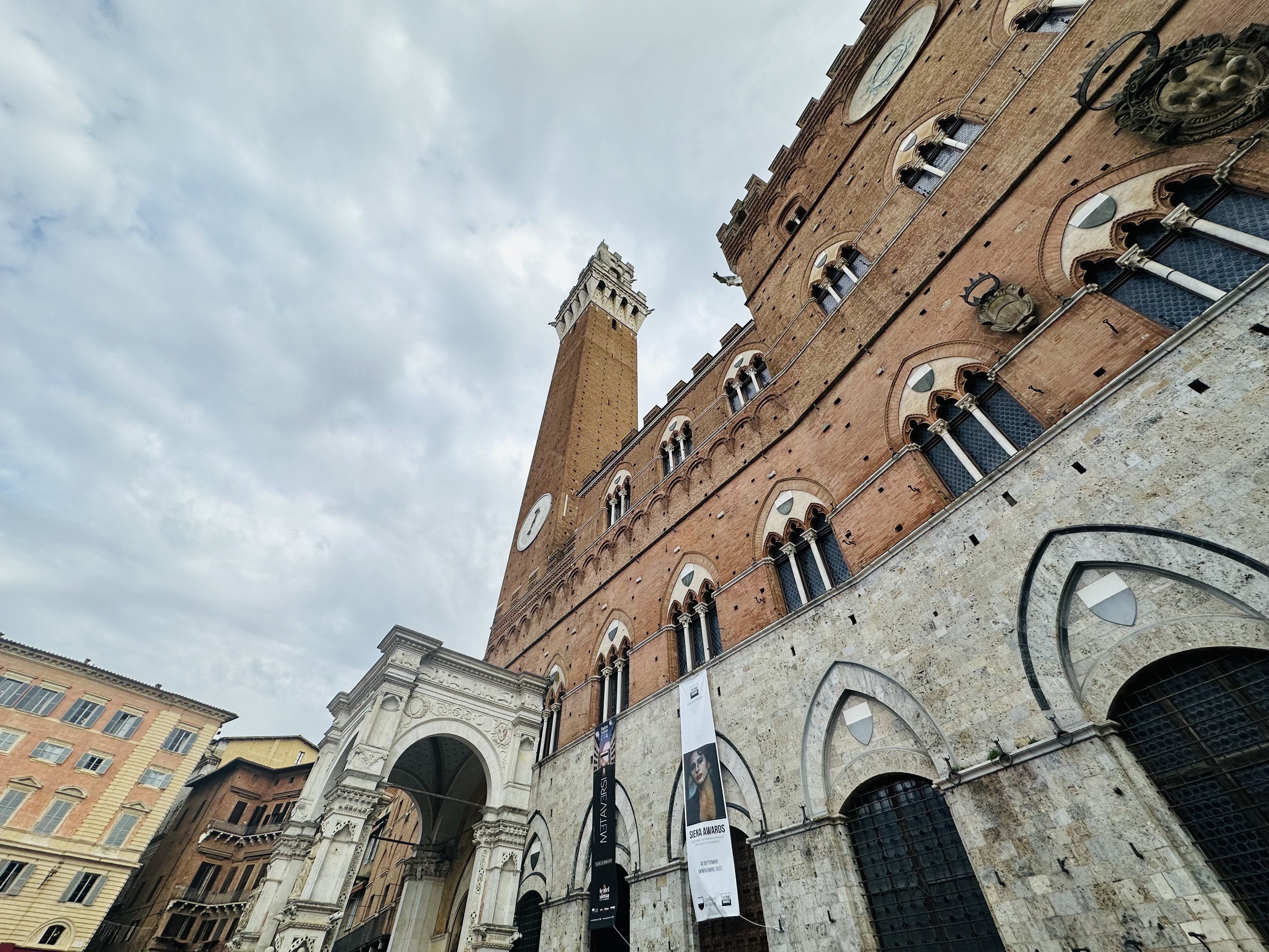 マンジャの塔 サムネイル